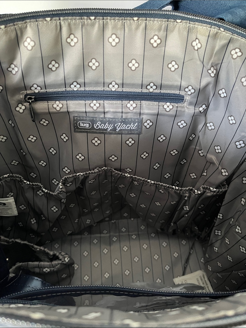 LUG - Baby Yacht in Metallic Indigo - Picture 5 of 6